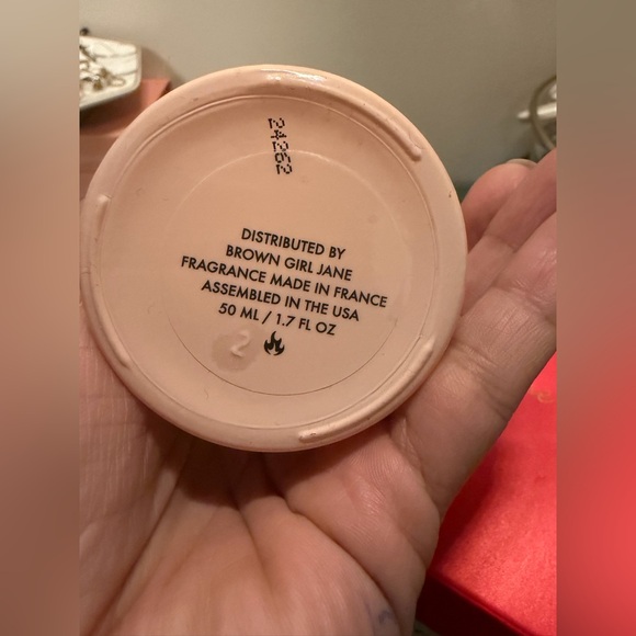 Brown Girl Jane Carousel - Picture 4 of 6